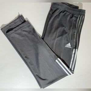 100% polye Measurement for suze XL Waist 18 1/2 ,inseam 11 3/4, out-seam 16,"